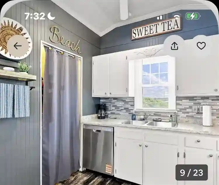 cozy cottage 1 mile from the beach