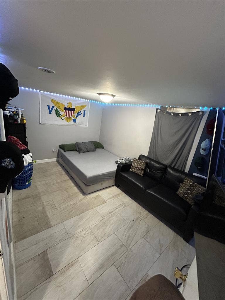 1Bd 1Bth Apartment For Rent