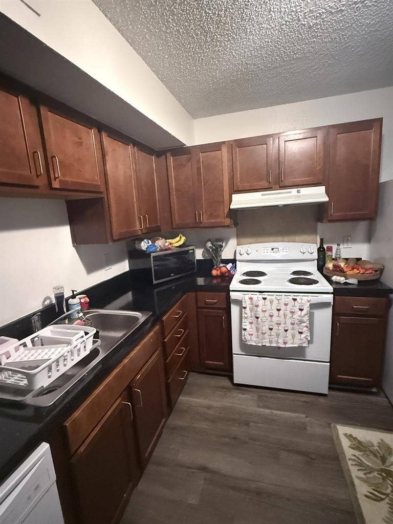 1–2 Rooms + Bath | $900+