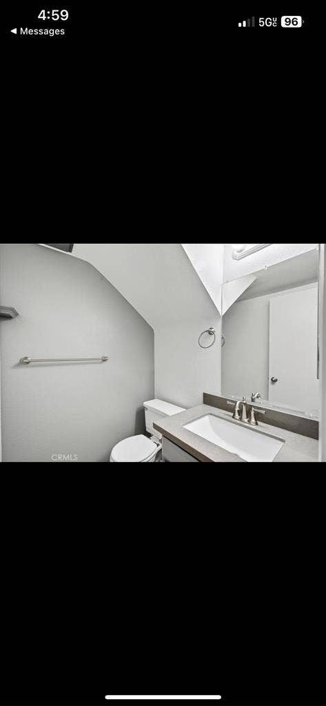 Room for rent in Ontario.