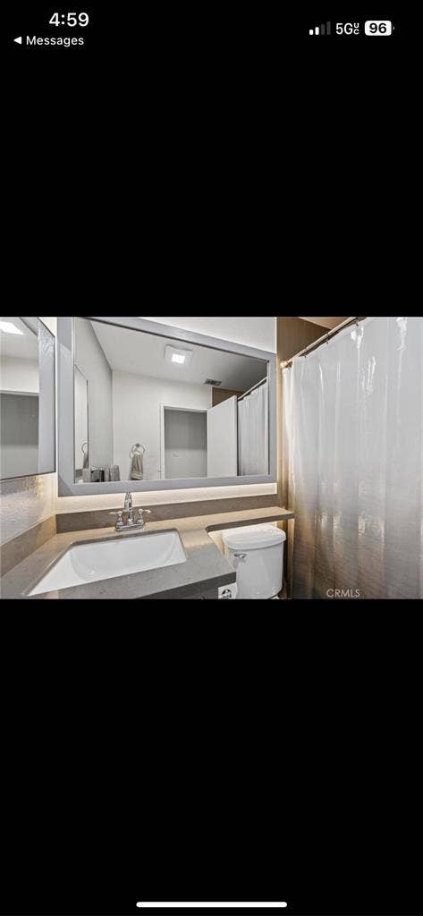 Room for rent in Ontario.