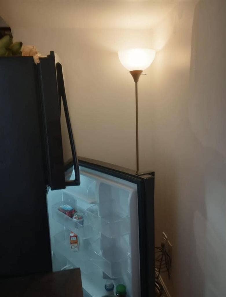 ROOM AVAILABLE FOR RENT