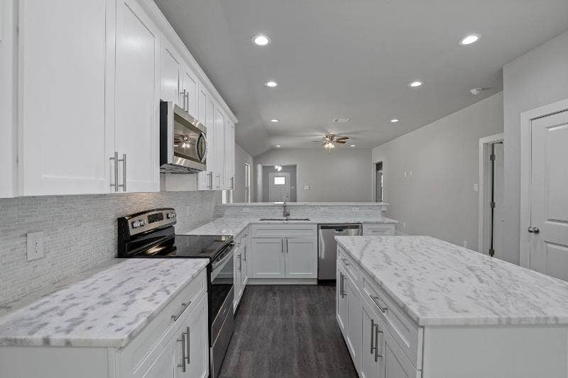 4 BR in Dallas