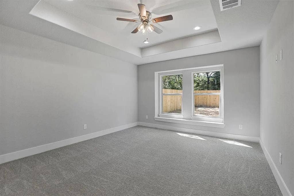 4 BR in Dallas