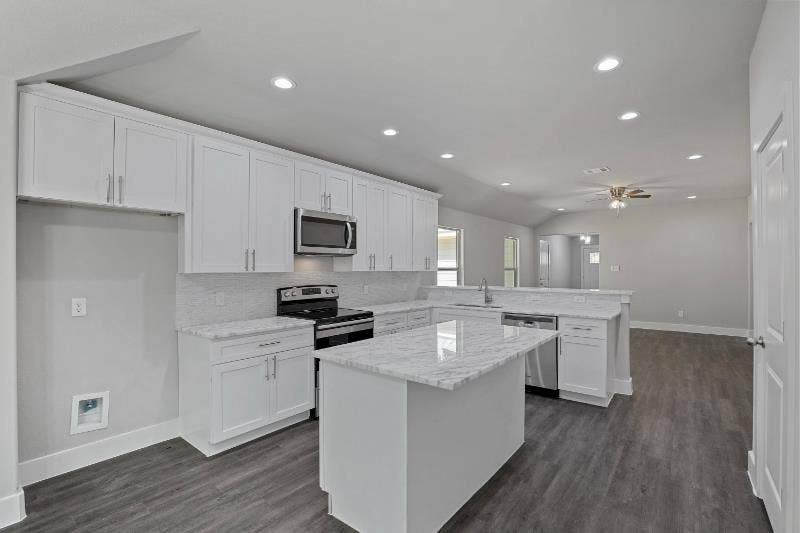 4 BR in Dallas