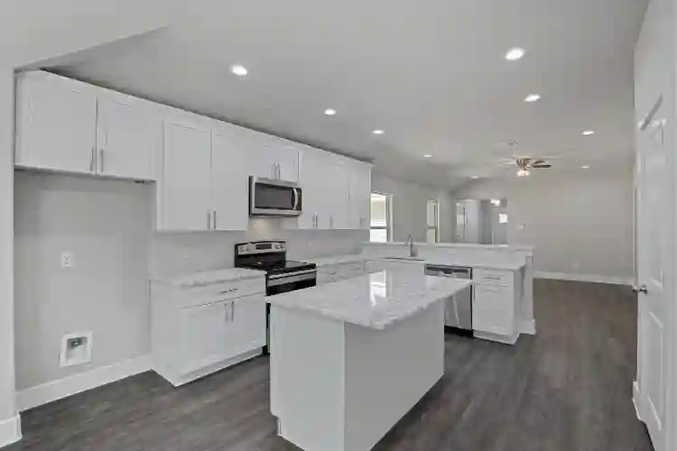 4 BR in Dallas