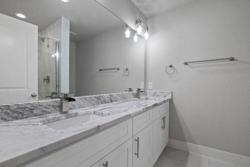 4 BR in Dallas