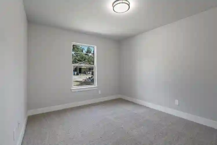 4 BR in Dallas