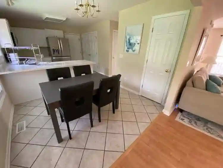 4 BR in Raleigh
