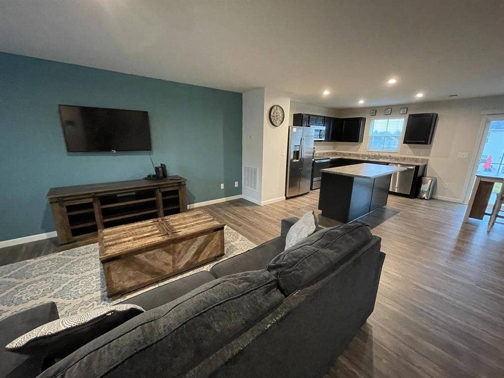 4 BR in Durham