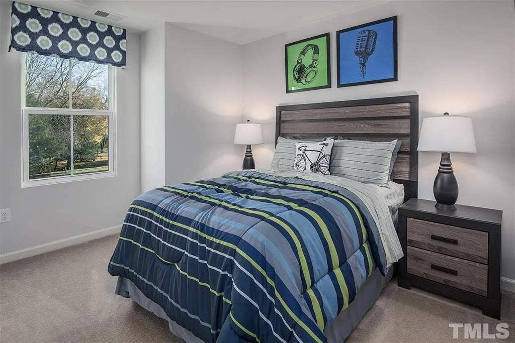 4 BR in Durham