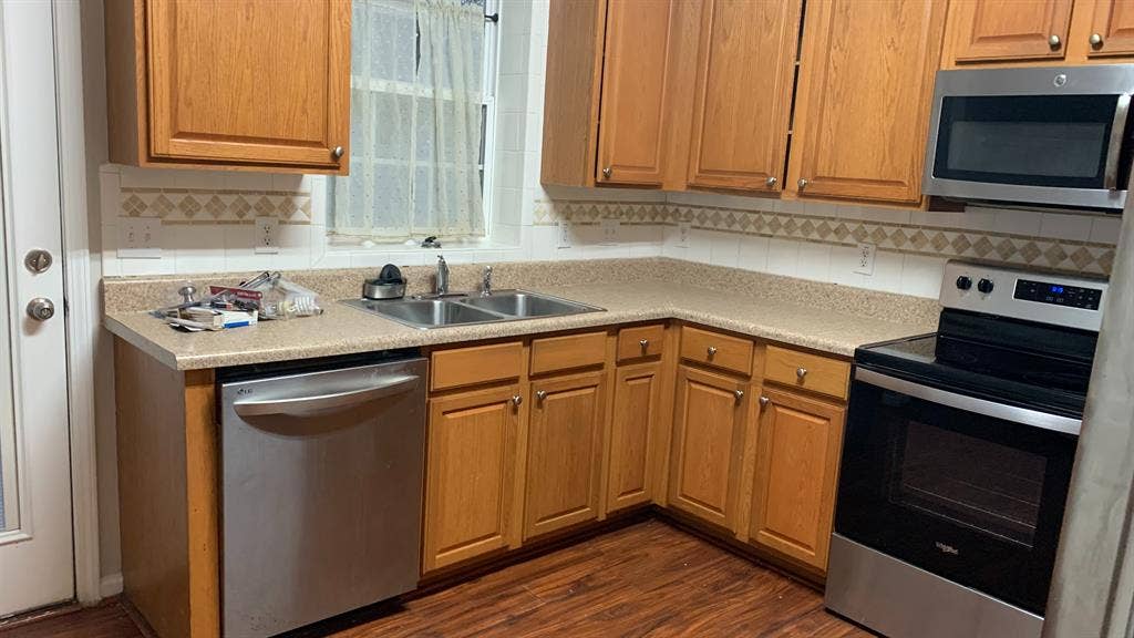5 BR in Morrisville
