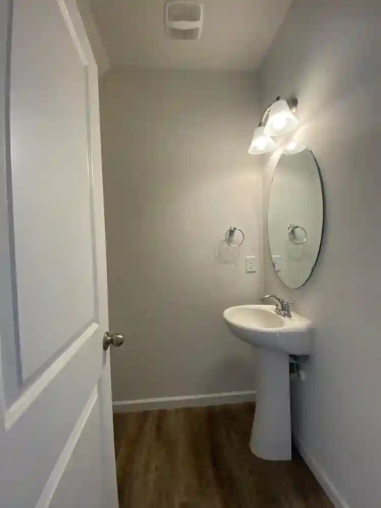 3 BR in Belmont