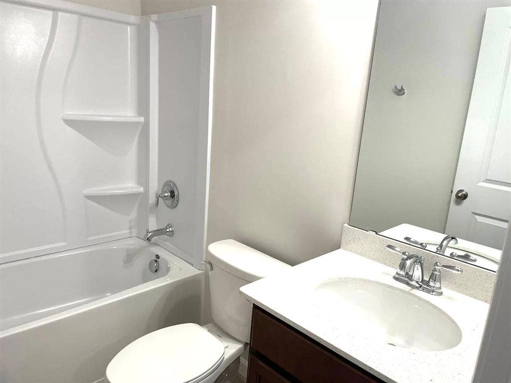 3 BR in Belmont