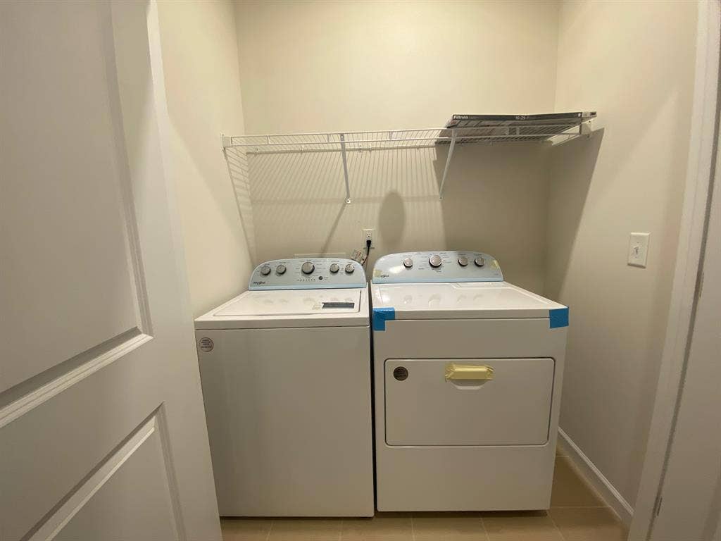 3 BR in Belmont