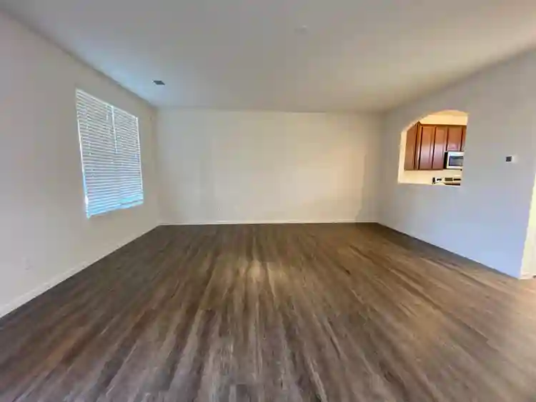 3 BR in Belmont