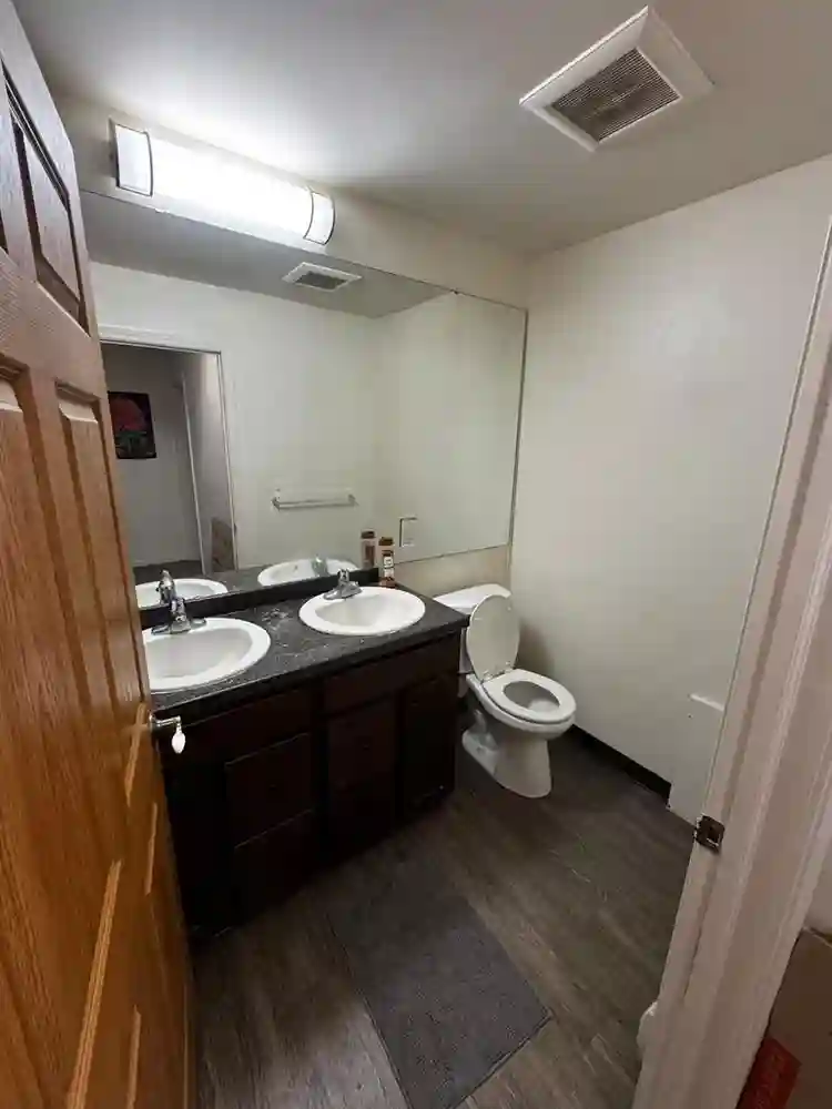Cedar Village Apts — 1B/1B Sublease