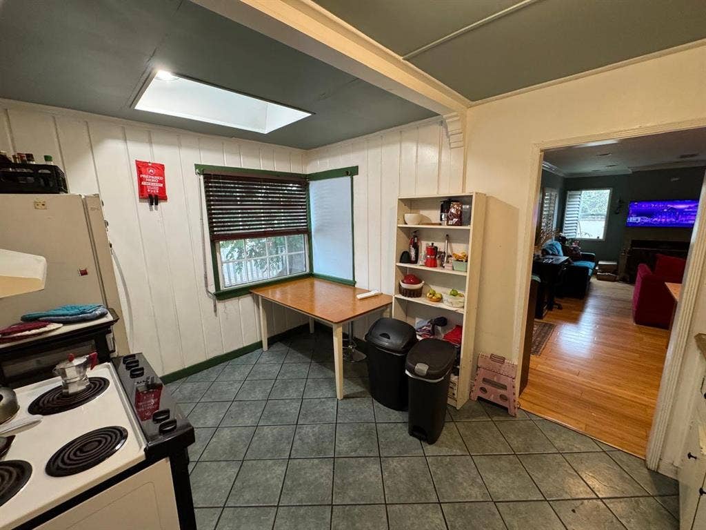 Cozy Room in East Pasadena House