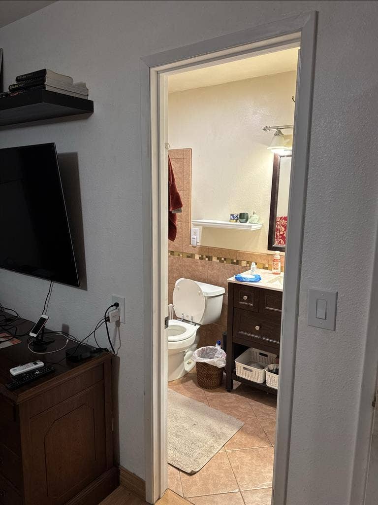 Room LGBTQ friendly