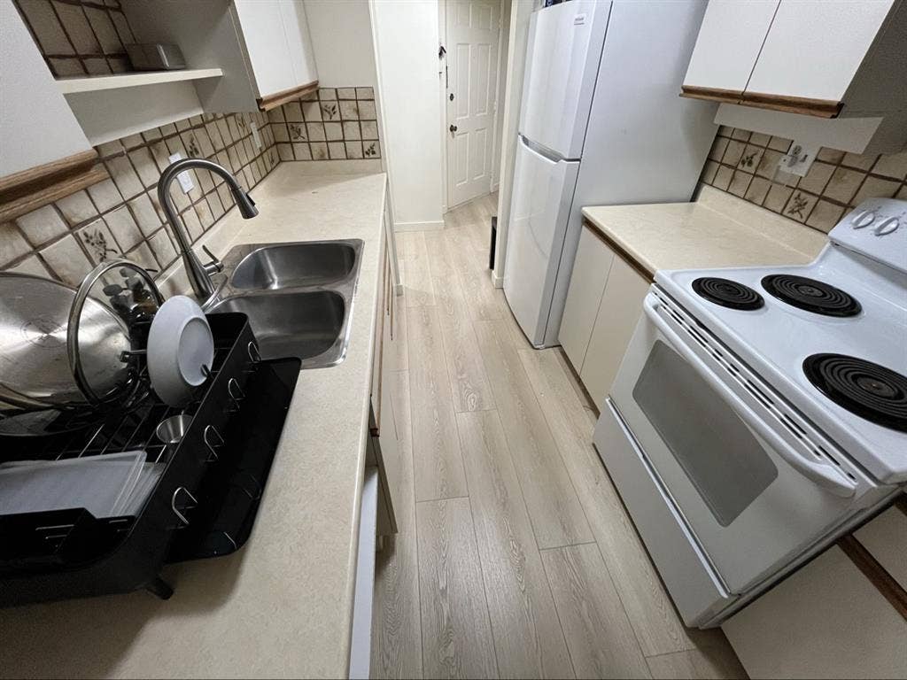 Private Room in a 2Bed, 1.5Bath