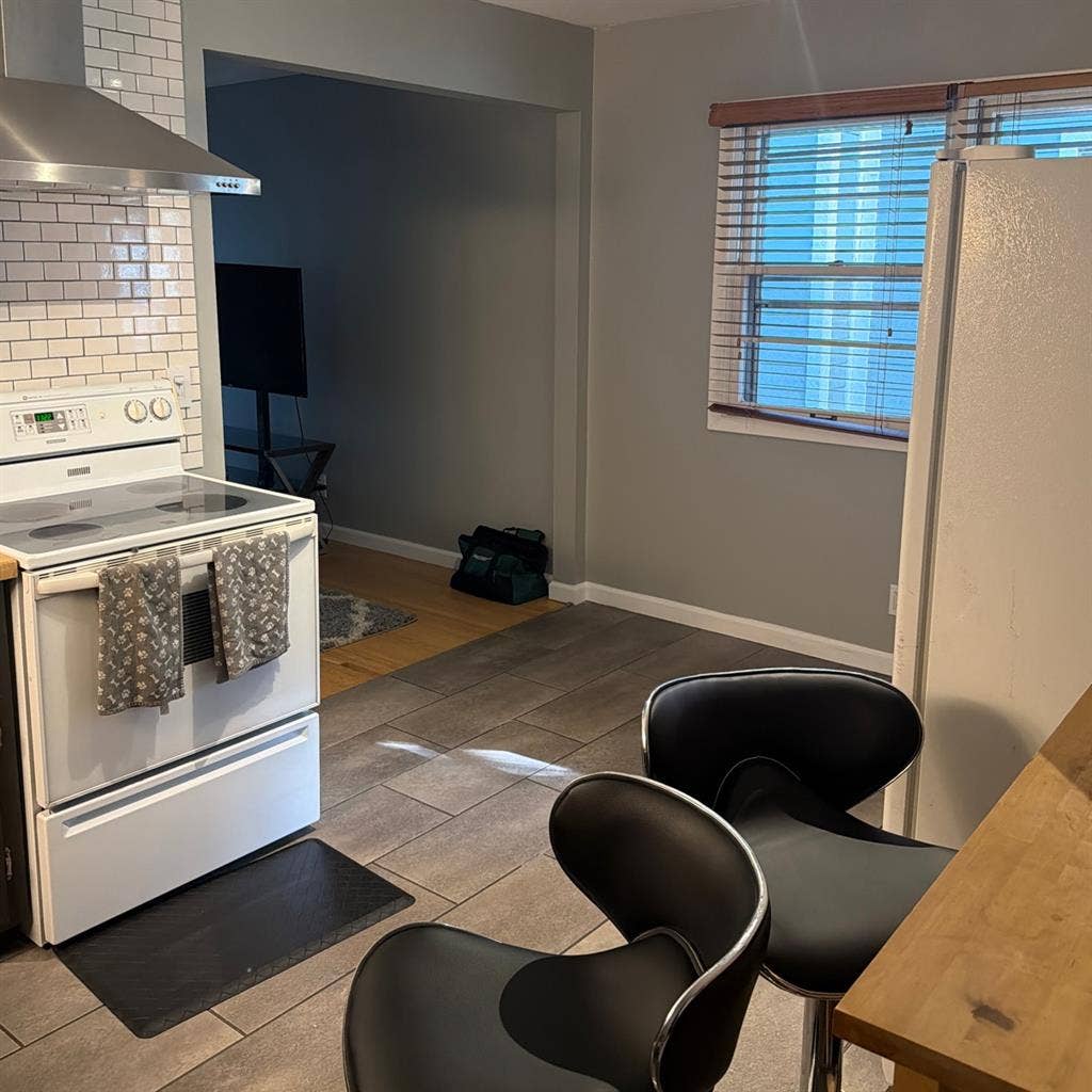 Room for rent in NE Minneapolis