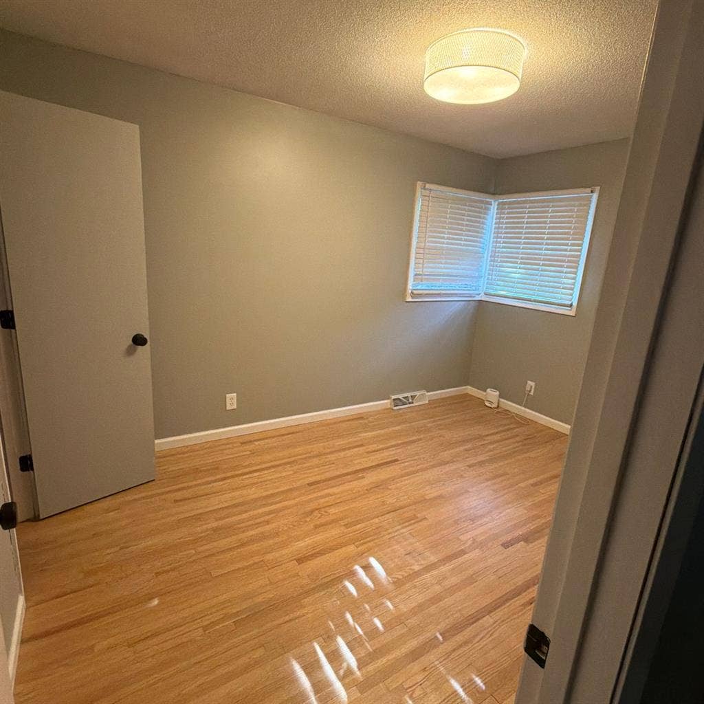 Room for rent in NE Minneapolis