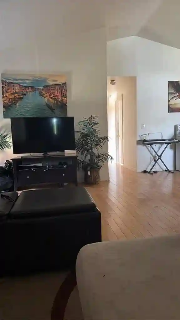 Room for rent 780.00