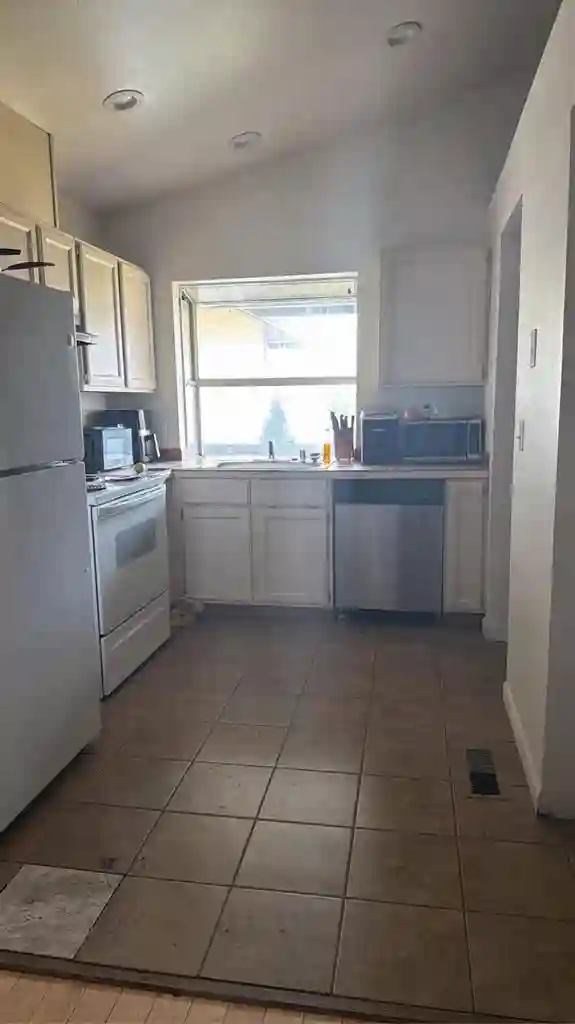Room for rent 780.00