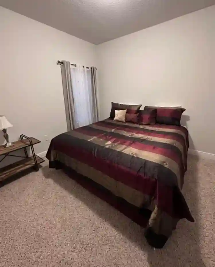 Furnished room - 10 min. From 30A