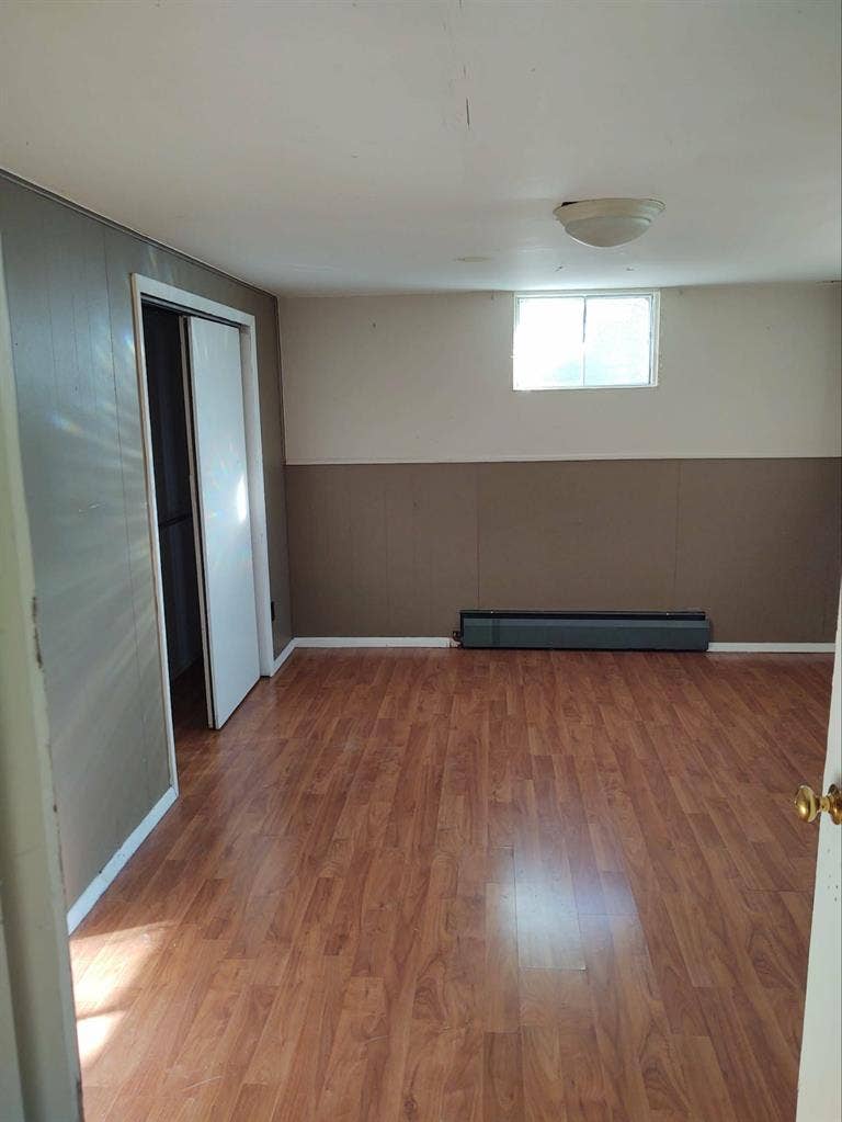 Huge bedroom in basement share