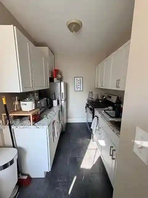 Bright & Updated Apartment