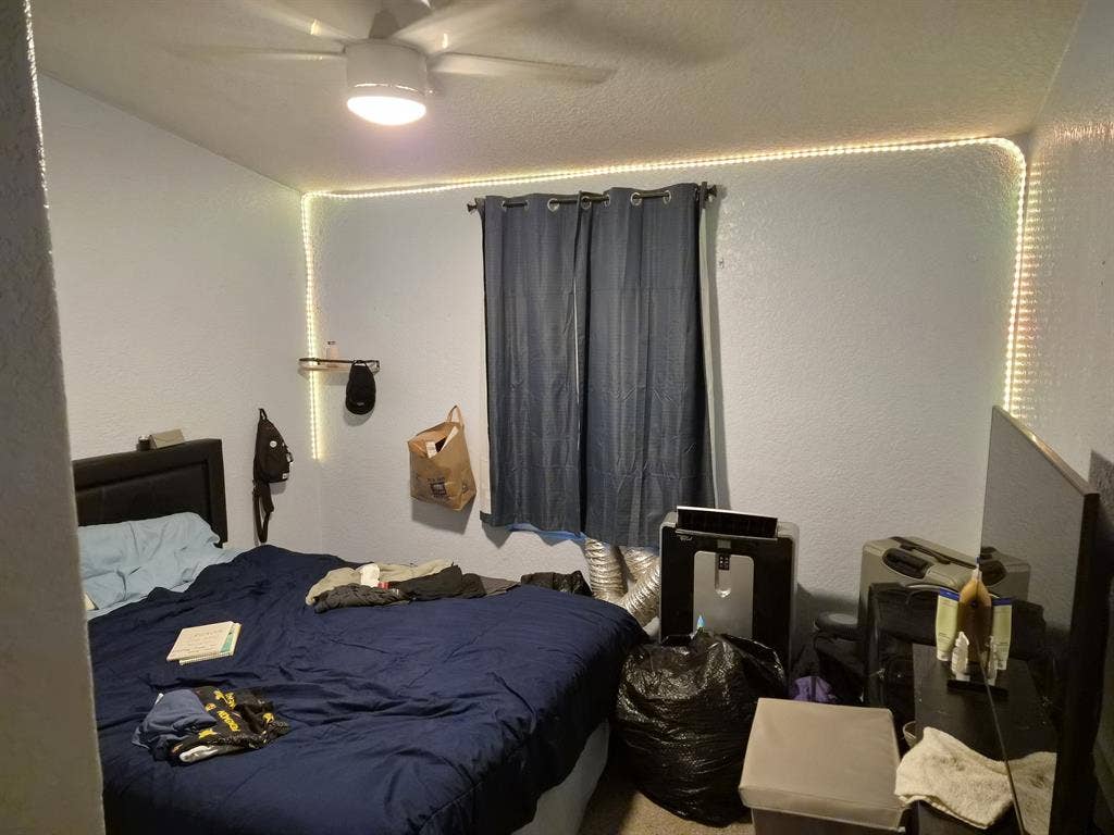 Cozy room for rent in Jurupa Valley