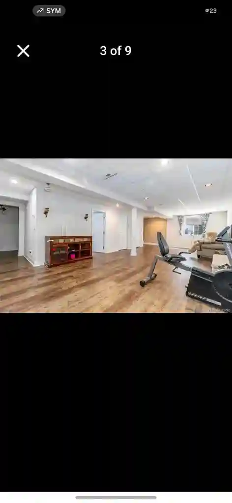 Large room i n large house