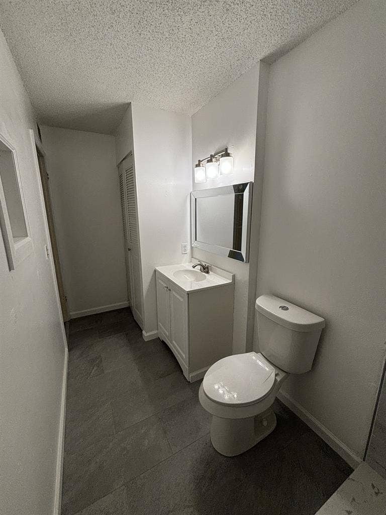 Snowbirds furnished or 1 year lease