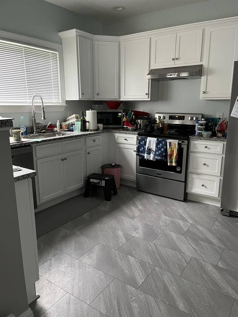 Centrally Located in Sunnyside