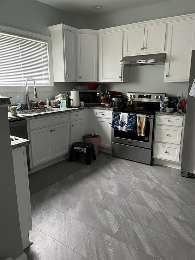 Centrally Located in Sunnyside
