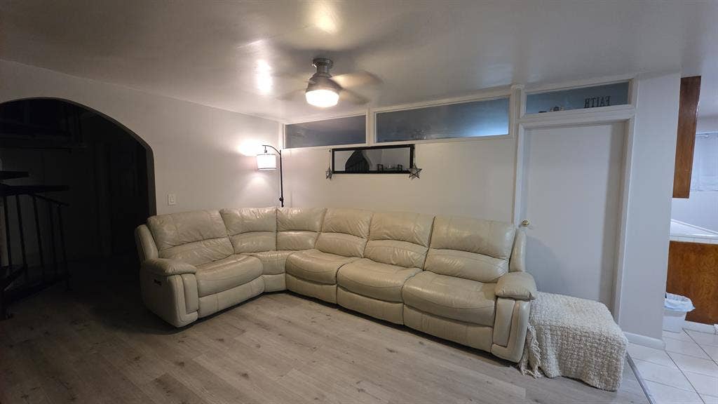 Room for rent in West Hollywood, Ca