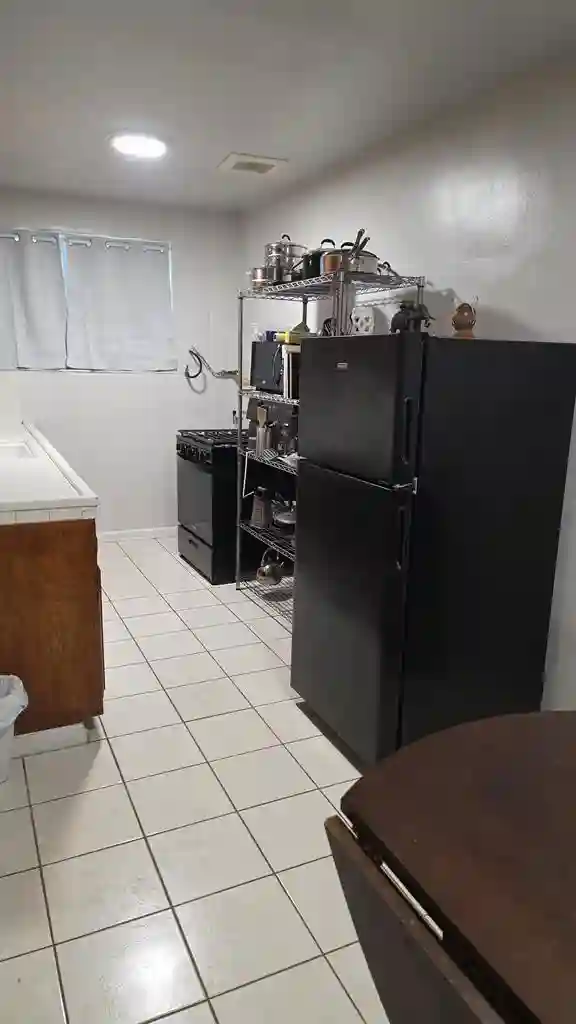 Room for rent in West Hollywood, Ca