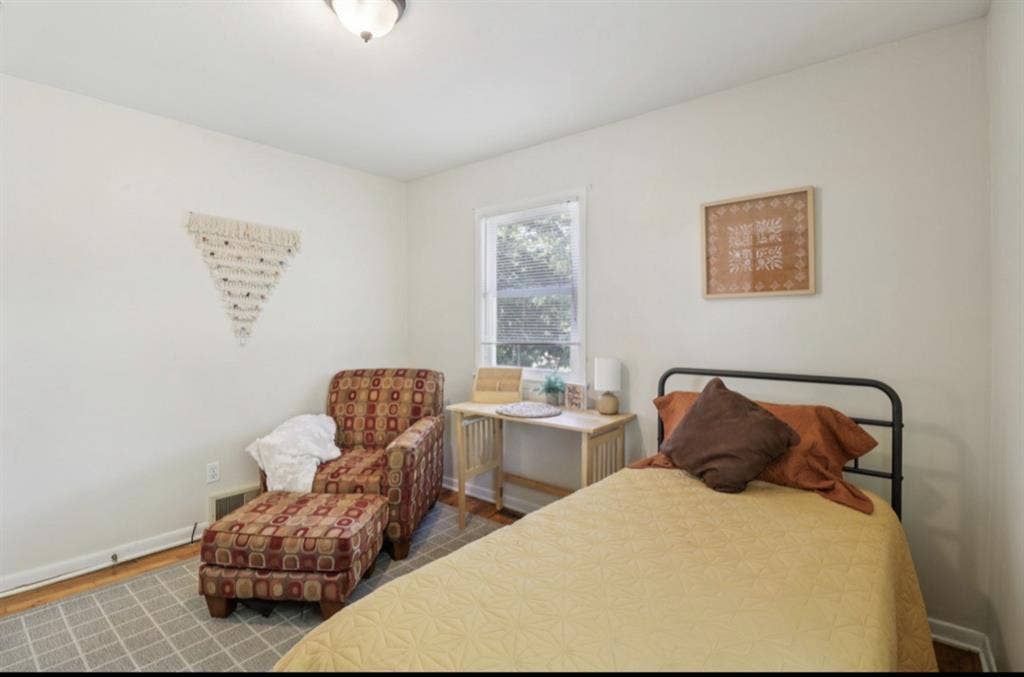 Rent by the Room for students