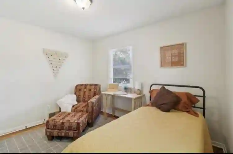 Rent by the Room for students