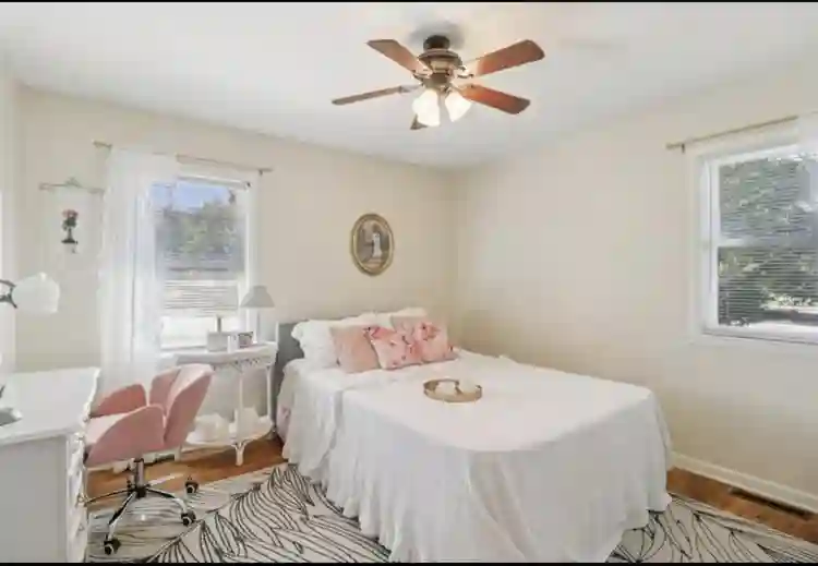 Rent by the Room for students