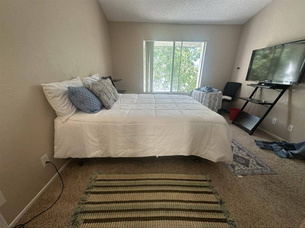 Furnished Master Suite/Private Bath