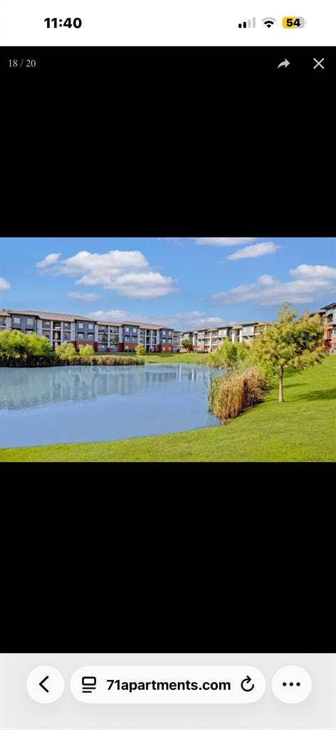 Roommate wanted in Tulsa Hills!