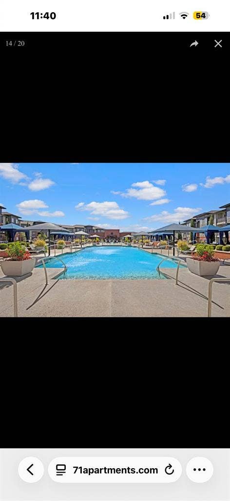 Roommate wanted in Tulsa Hills!