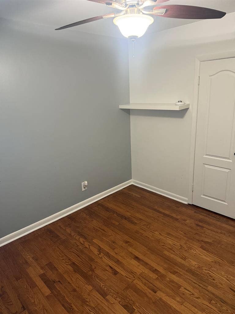 Cozy room for one Parkville