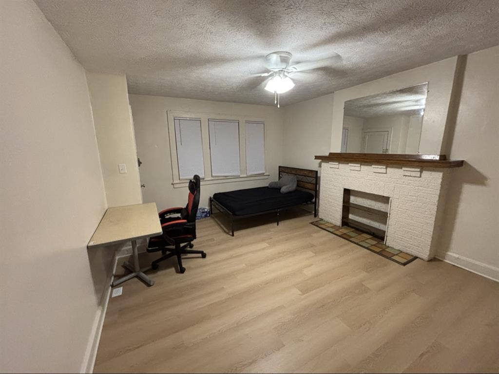 Lease Takeover: 5 mins from OSU