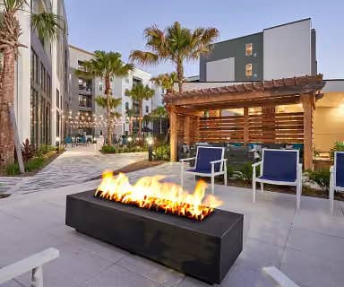 SPRING 2027 SUBLEASE AVAILABLE