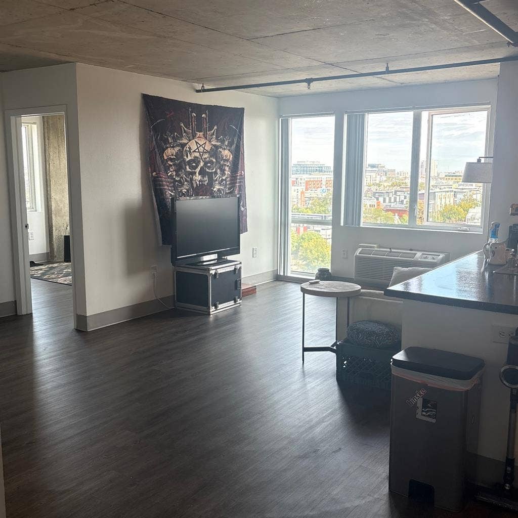 Room downtown