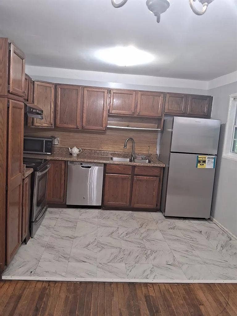 5 BR in Doraville