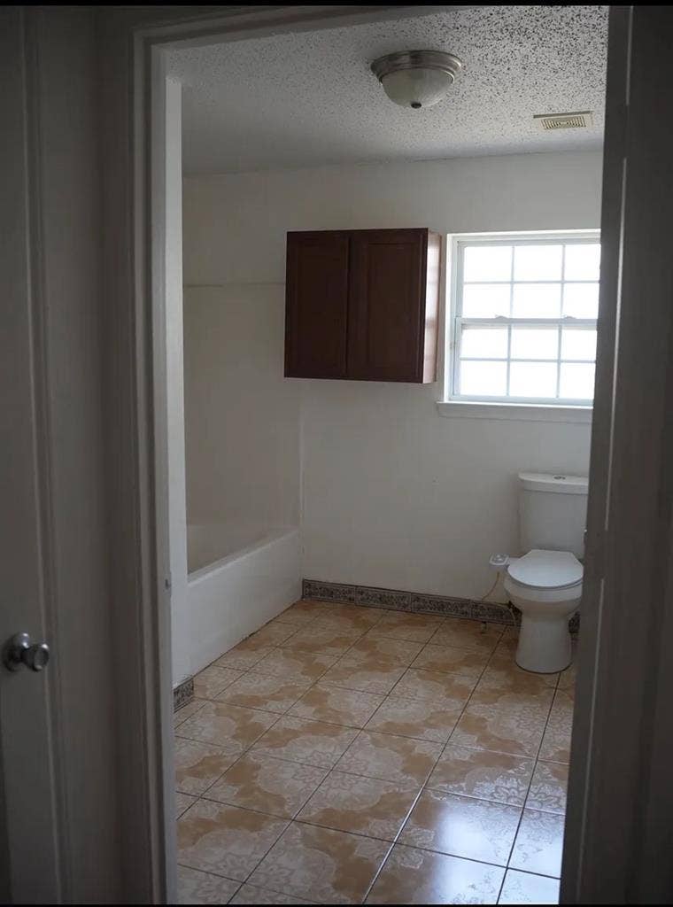 3 BR in Dallas